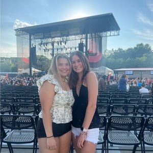 Meet your Posher, Chloee